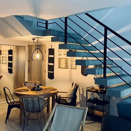 Na Plaze Przez Jantar